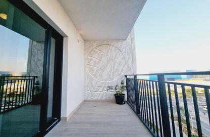 Apartment - 3 Bedrooms - 3 Bathrooms for sale in Waters Edge - Yas Island - Abu Dhabi