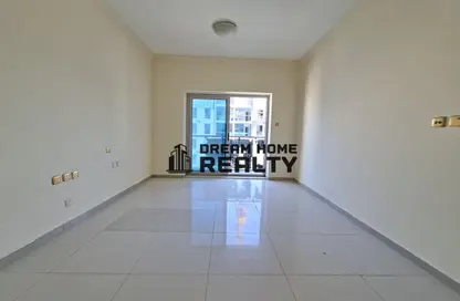 Apartment - 1 Bedroom - 2 Bathrooms for rent in New Al Taawun Road - Al Taawun - Sharjah