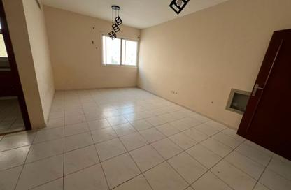 Apartment - 1 - 2 for rent in Al Plaza Building - Al Ghuair - Al Gharb - Sharjah