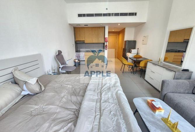 81923990 - Property Main Image