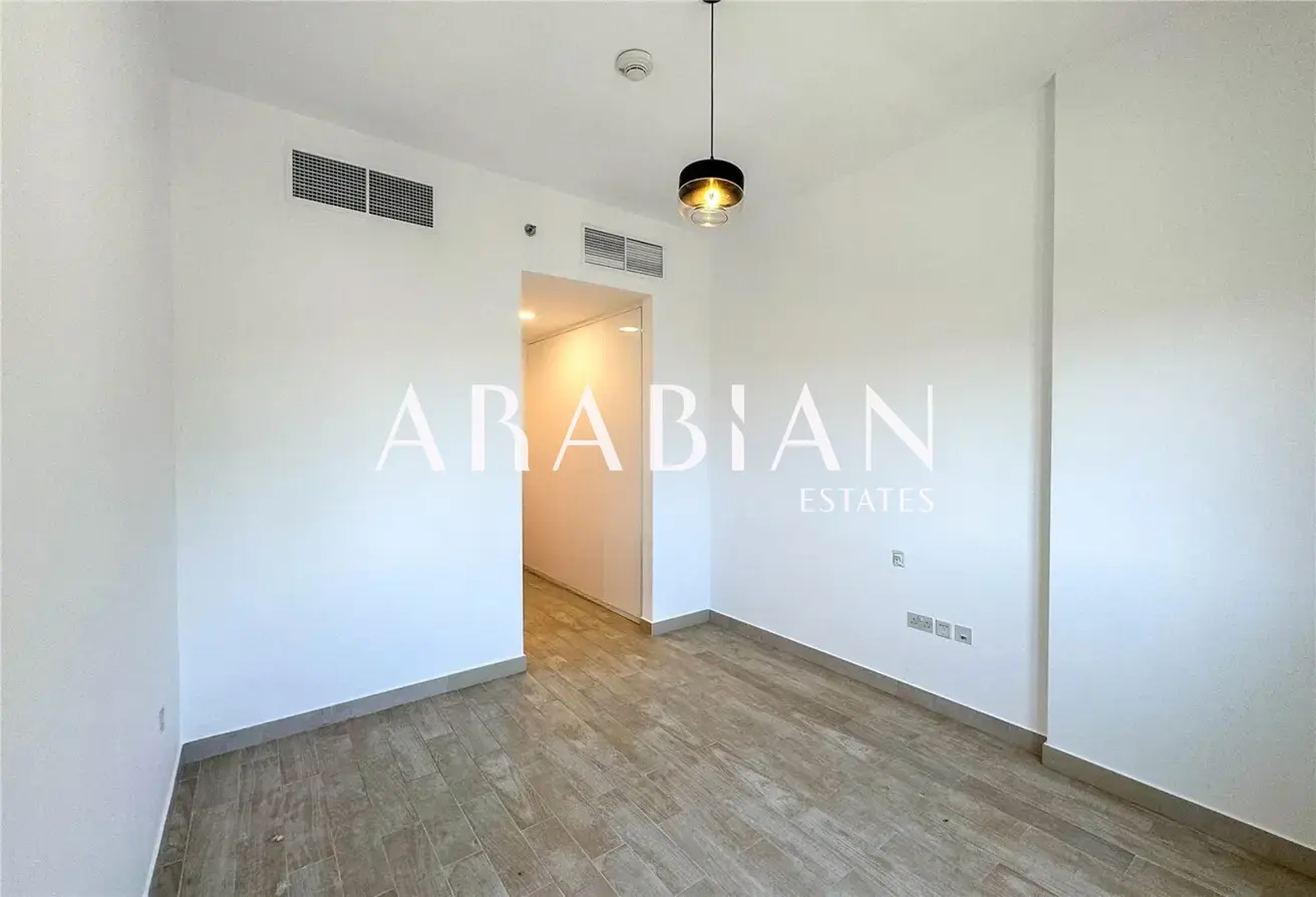 152856585 - Property Main Image