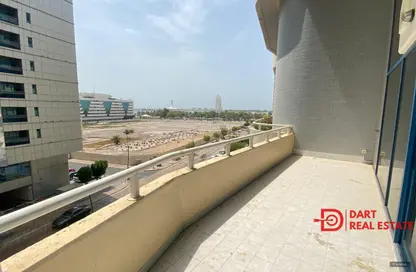 دوبلكس - 3 غرف نوم - 4 حمامات للايجار في برج شاهين - الخالدية - أبوظبي