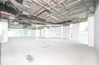 Retail - Studio for rent in Al Garhoud business center - Al Garhoud - Dubai