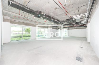 Retail - Studio for rent in Al Garhoud business center - Al Garhoud - Dubai