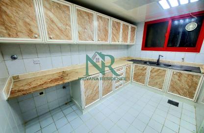Apartment - 1 Bedroom - 2 Bathrooms for rent in Al Khalidiya - Abu Dhabi