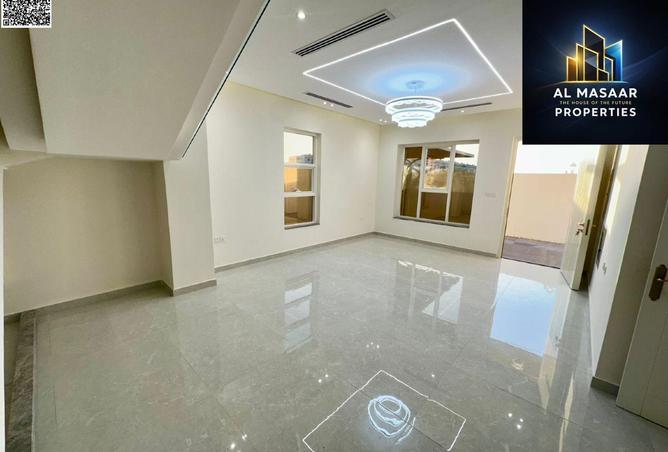 69890977 - Property Image 3