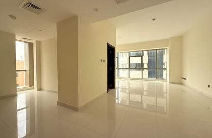 Office Space - Studio - 1 Bathroom for rent in Gevora Hotel - Sheikh Zayed Road - Dubai Office Space - Studio - 1 Bathroom for rent in Gevora Hotel - Sheikh Zayed Road - Dubai