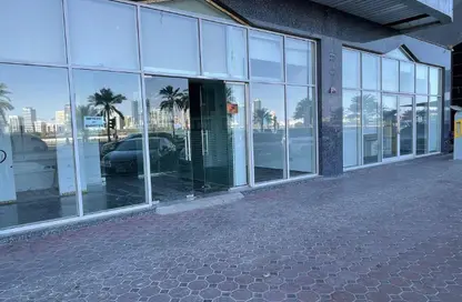 Co-working space - 3 Bedrooms - 2 Bathrooms for rent in Al Majaz 3 - Al Majaz - Sharjah