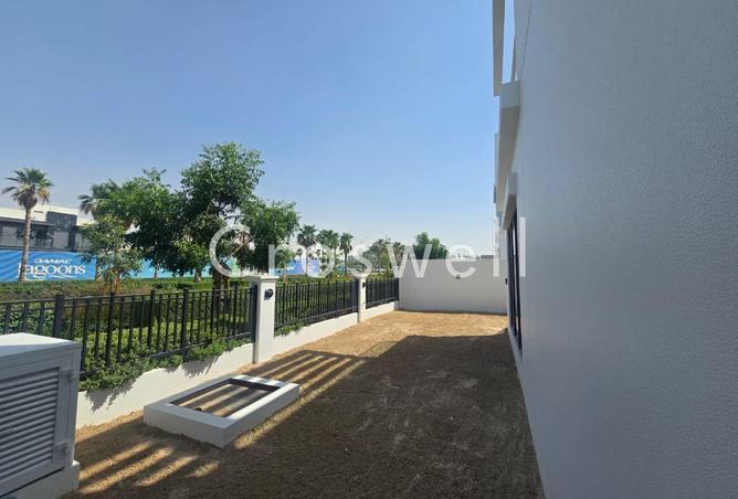 101692423 - Property Image 3