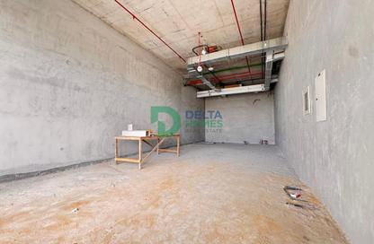 Shop - Studio for rent in Deansgate By Ade - Majan - Dubai