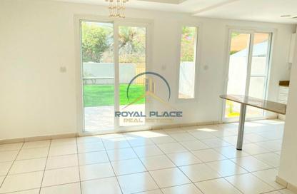 Villa - 2 Bedrooms - 2 Bathrooms for rent in Springs 11 - The Springs - Dubai