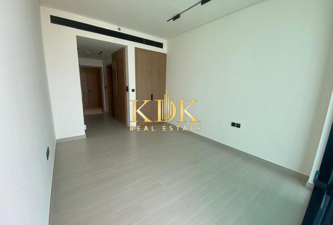 81933979 - Property Image 2