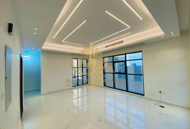 153749500 - Property Image 2