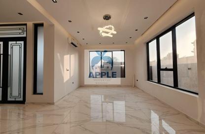 Villa - 5 - 7+ for rent in Al Tarfa - Mughaidir - Sharjah