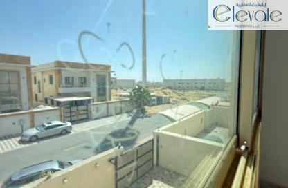 فيلا - 5 غرف نوم - 7 حمامات للايجار في الزاهية - عجمان