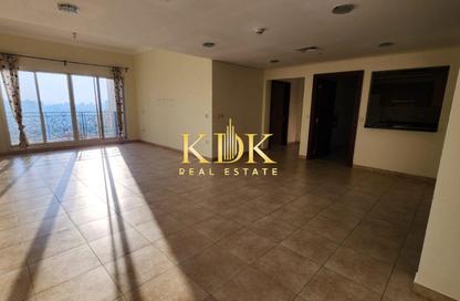 Apartment - 2 - 3 for rent in Venetian - Canal Residence - Dubai Sports City - Dubai