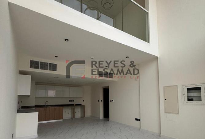 82353027 - Property Image 2