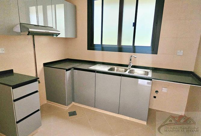 98679625 - Property Image 3