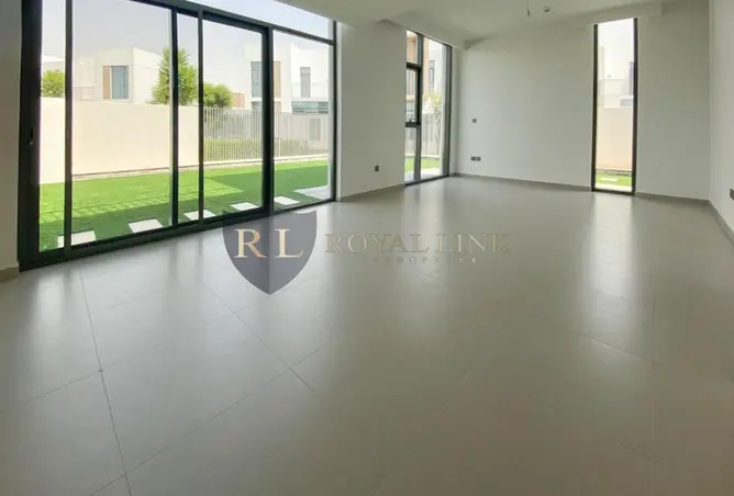 163709903 - Property Image 3