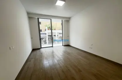 شقة - 1 حمام للايجار في برج لوما 22 الغربي - لوما 22 - الضاحية 10 - قرية جميرا الدائرية - دبي