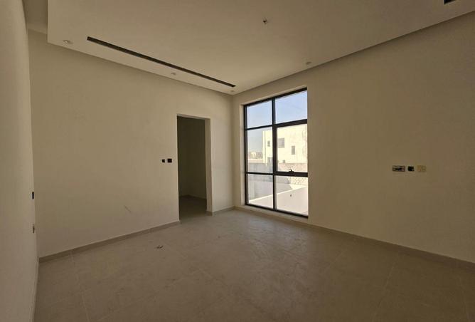 87037763 - Property Image 2