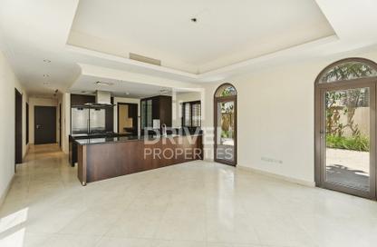 Villa - 5 Bedrooms - 6 Bathrooms for sale in St. Regis - Saadiyat Beach - Saadiyat Island - Abu Dhabi