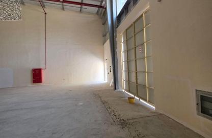 Warehouse - Studio - 1 for rent in Ali Mousa Building - Al Sajaa Industrial - Al Sajaa - Sharjah