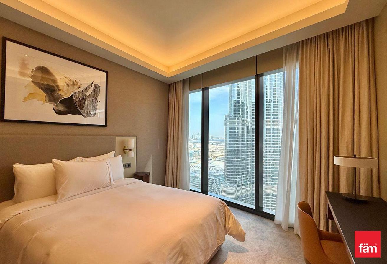 Burj Khalifa View | Best Layout | High Floor photo 9