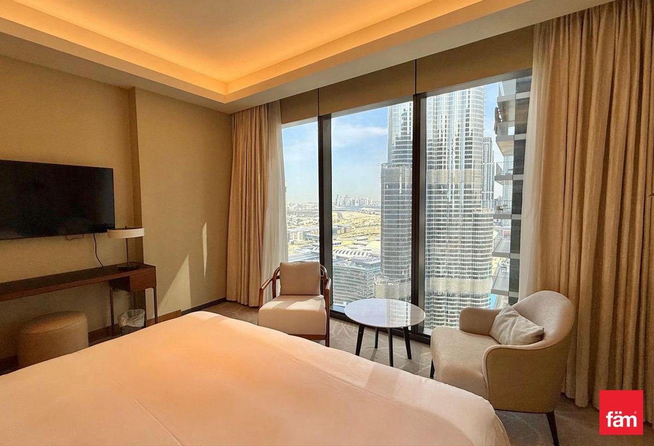 Burj Khalifa View | Best Layout | High Floor photo 12