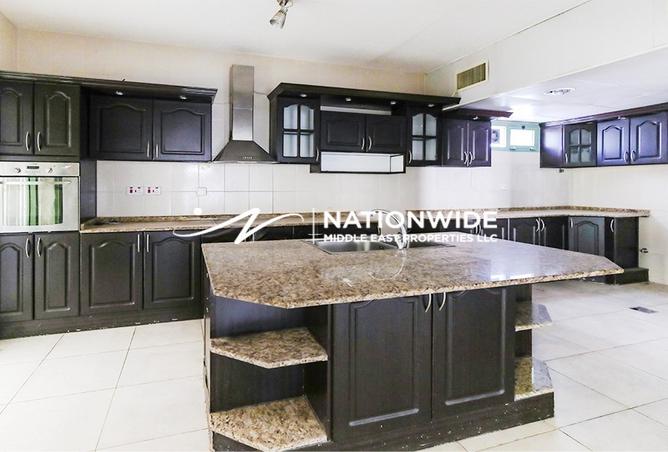 138783237 - Property Image 3