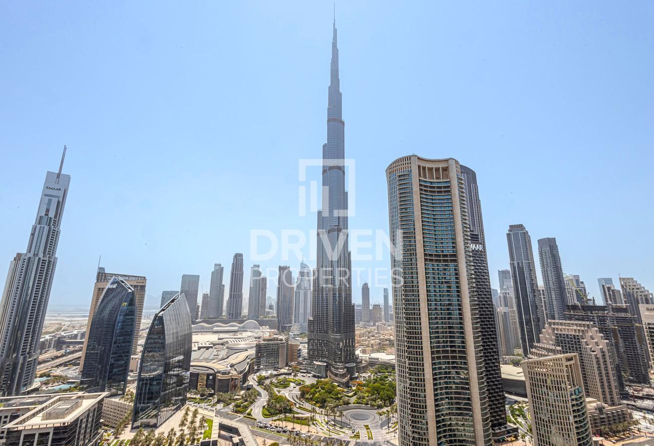 Genuine Listing | Burj Khalifa View | Vacant photo 15