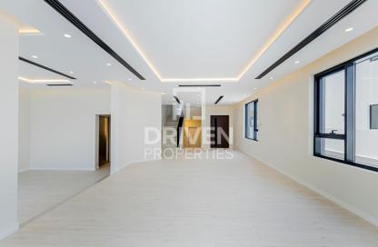 Villa - 5 - 5 for rent in Jumeirah 1 Villas - Jumeirah 1 - Jumeirah - Dubai Villa - 5 - 5 for rent in Jumeirah 1 Villas - Jumeirah 1 - Jumeirah - Dubai