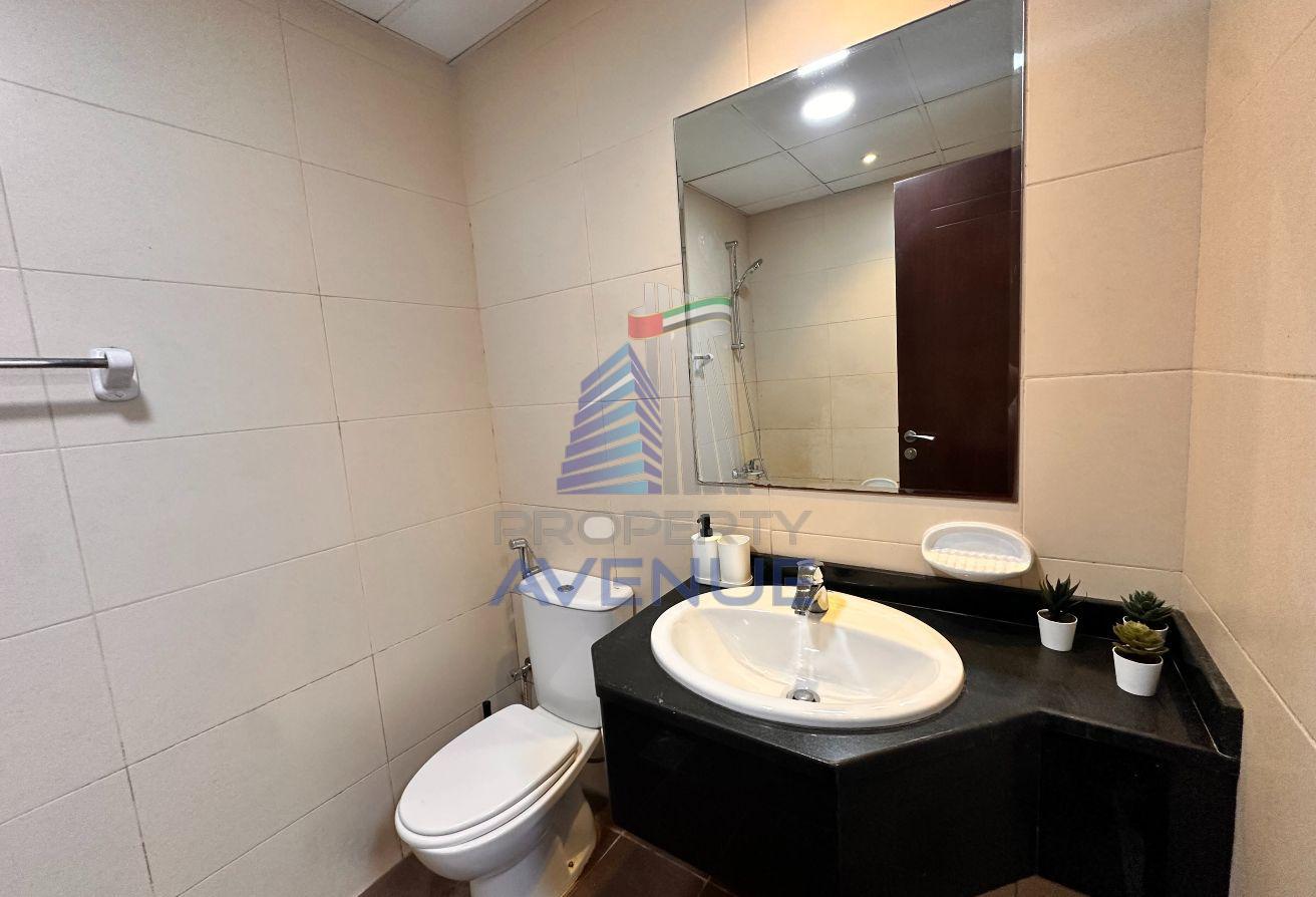 Canal View | Furnished | Spacious Studio photo 12