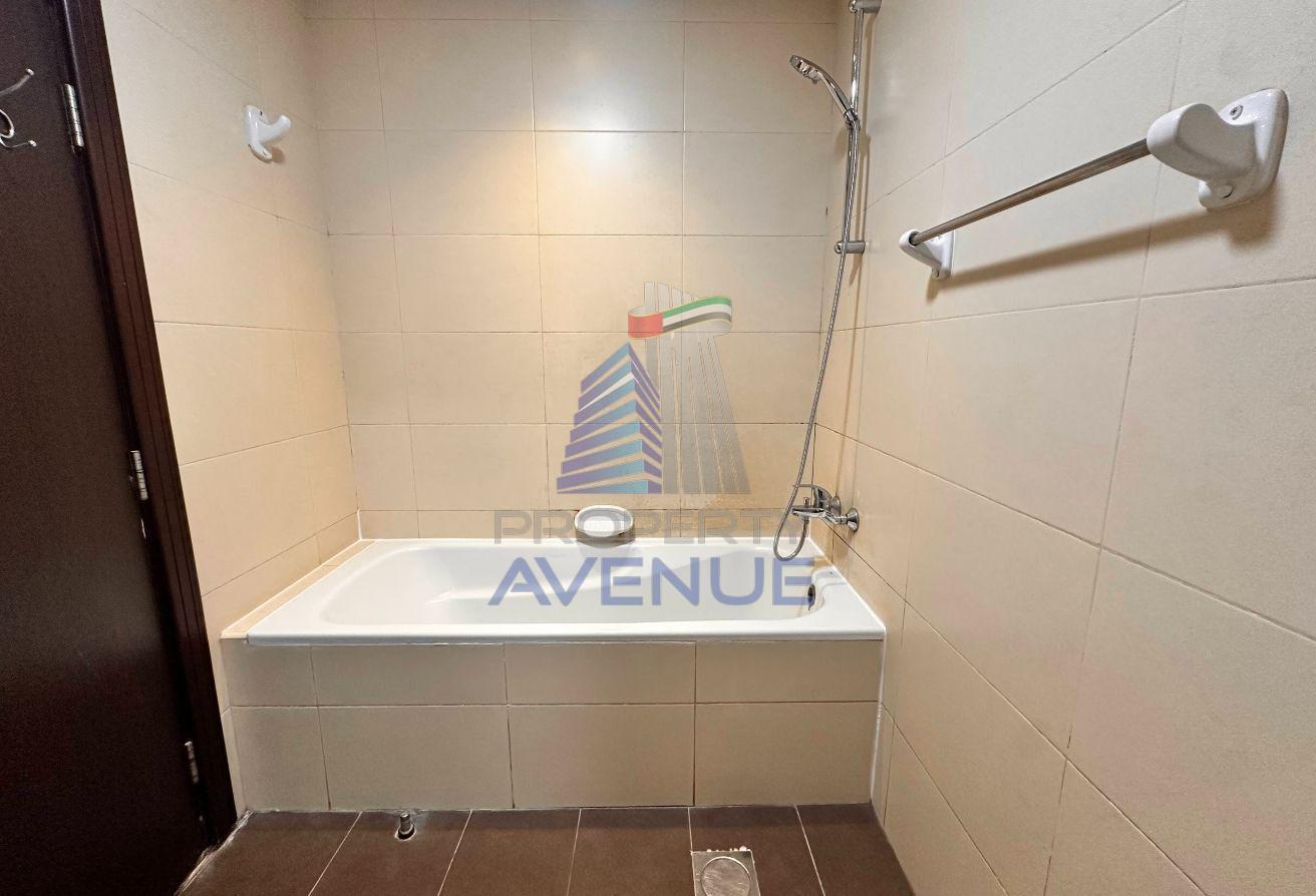 Canal View | Furnished | Spacious Studio photo 11