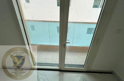 Apartment - 1 Bedroom - 2 Bathrooms for rent in Qasimia 10 building - Al Mahatta - Al Qasimia - Sharjah