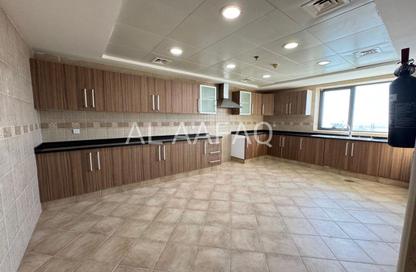 Apartment - 3 Bedrooms - 5 Bathrooms for rent in Al Khan Lagoon - Al Khan - Sharjah Apartment - 3 Bedrooms - 5 Bathrooms for rent in Al Khan Lagoon - Al Khan - Sharjah