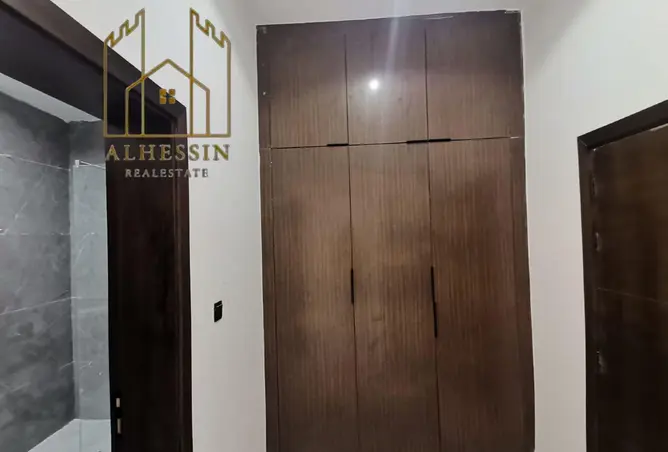 147799423 - Property Image 3