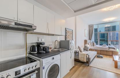 Apartment - Studio - 1 for rent in Millennium Binghatti Residences - Business Bay - Dubai Apartment - Studio - 1 for rent in Millennium Binghatti Residences - Business Bay - Dubai