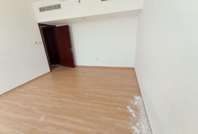 83231996 - Property Image 3