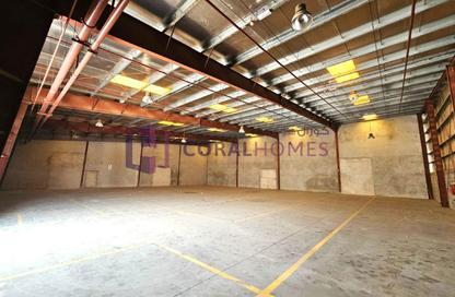 Warehouse - Studio for rent in Dubai Investment Park (DIP) - Dubai