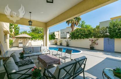 Villa - 4 Bedrooms - 5 Bathrooms for rent in Meadows 9 - Meadows - Dubai
