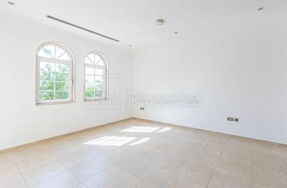 Villa - 3 - 4 for sale in District 5 - Jumeirah Park - Dubai