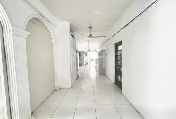 76164737 - صورة العقار 2