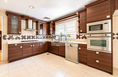 Villa - 5 - 5 for rent in Meadows 2 - Meadows - Dubai