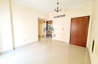 Apartment - 1 Bedroom - 2 Bathrooms for rent in Muwailih Building - Muwaileh - Sharjah