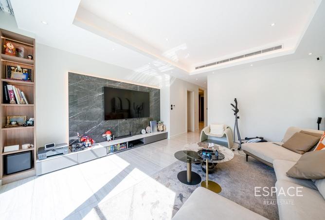 73120362 - Property Image 3