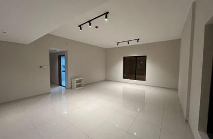 Apartment - 3 Bedrooms - 3 Bathrooms for rent in Gulfa Towers - Al Rashidiya 1 - Al Rashidiya - Ajman