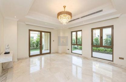 Villa - 4 Bedrooms - 5 Bathrooms for sale in Entertainment Foyer - Oasis Clusters - Jumeirah Islands - Dubai