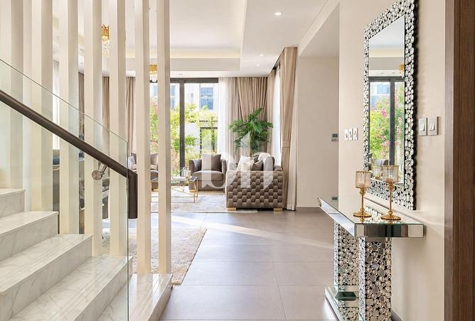 3-bed townhouse in The Cedars · Vacant · Unfurnished — photo 3