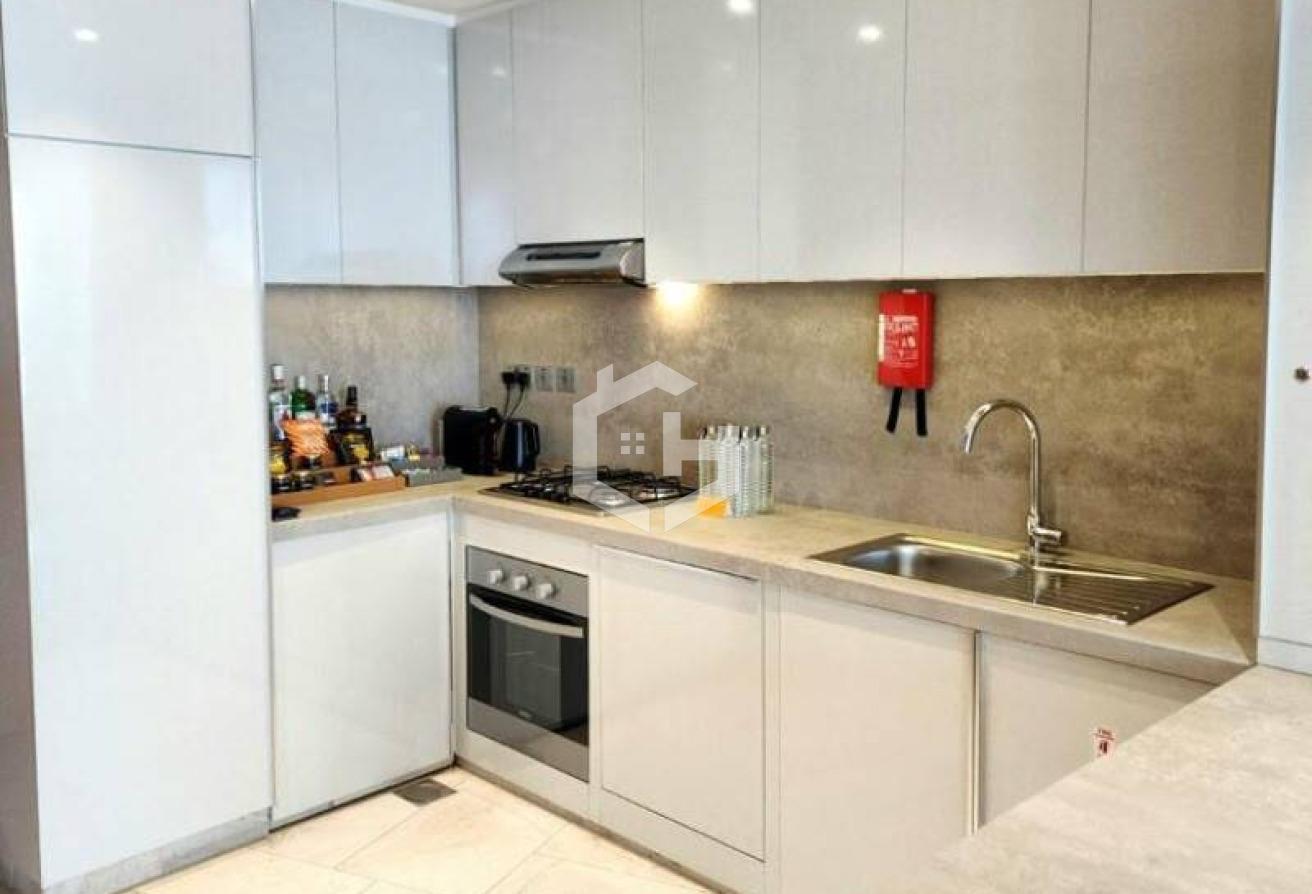 2 BR Penthouse | Fully Furnished Apt | Upgraded photo 14
